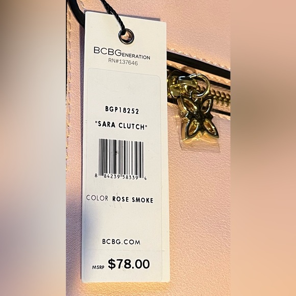 NWT Pale Pink Wristlet - Picture 4 of 5